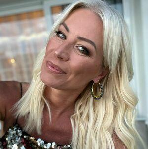 Denise Van Outen photo 64