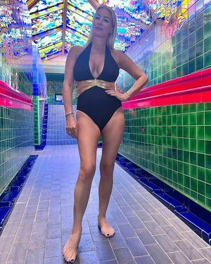 Denise Van Outen photo 90