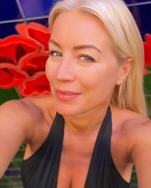 Denise Van Outen photo 92