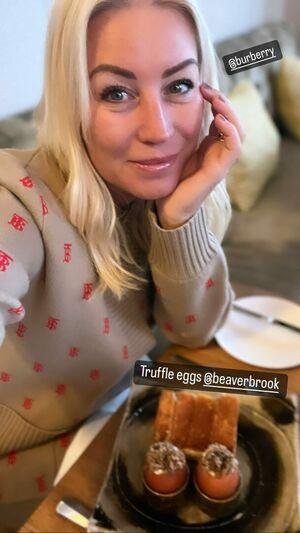 Denise Van Outen photo 96