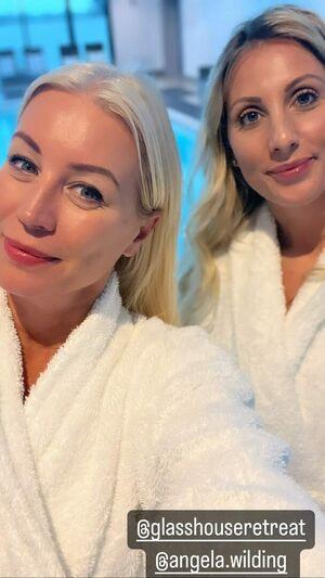 Denise Van Outen photo 99