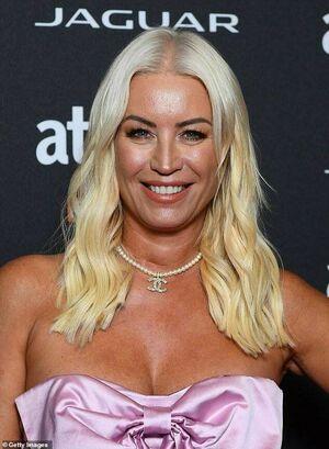 Denise Van Outen photo 158