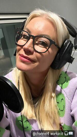 Denise Van Outen photo 168