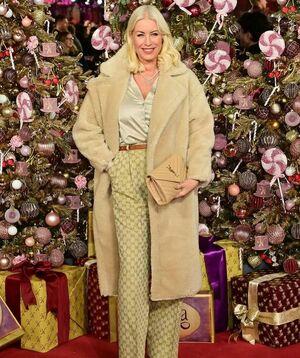 Denise Van Outen photo 186