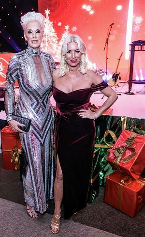 Denise Van Outen photo 195