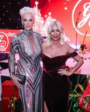 Denise Van Outen photo 210