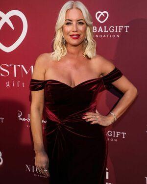 Denise Van Outen photo 211