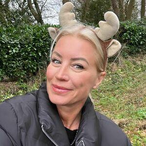 Denise Van Outen photo 212