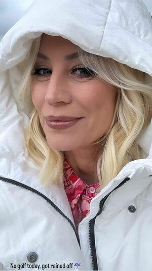 Denise Van Outen photo 230