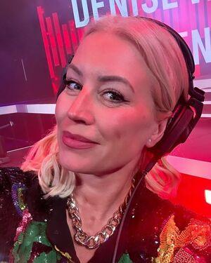 Denise Van Outen photo 233