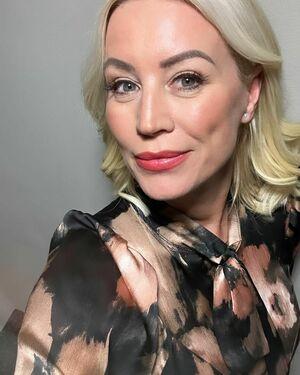 Denise Van Outen photo 238