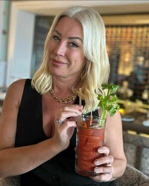 Denise Van Outen photo 239