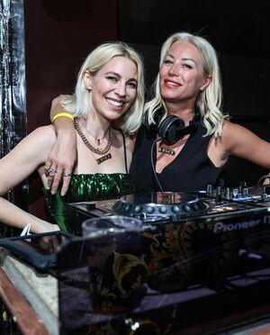 Denise Van Outen photo 251