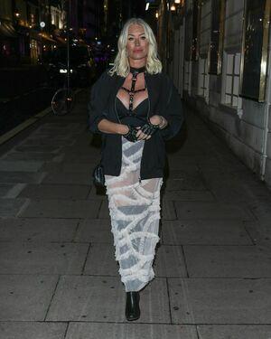 Denise Van Outen photo 274