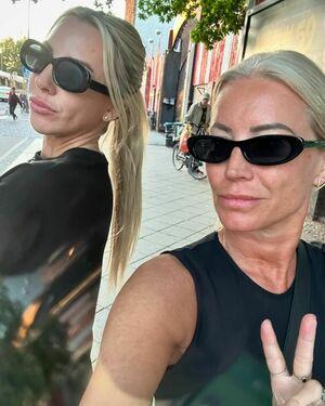 Denise Van Outen photo 321
