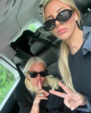 Denise Van Outen photo 328