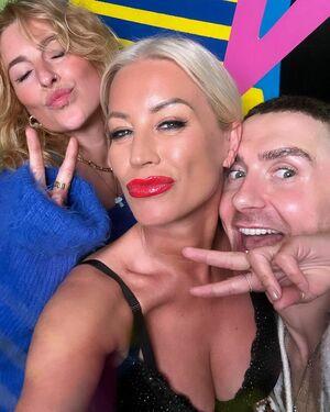 Denise Van Outen photo 333