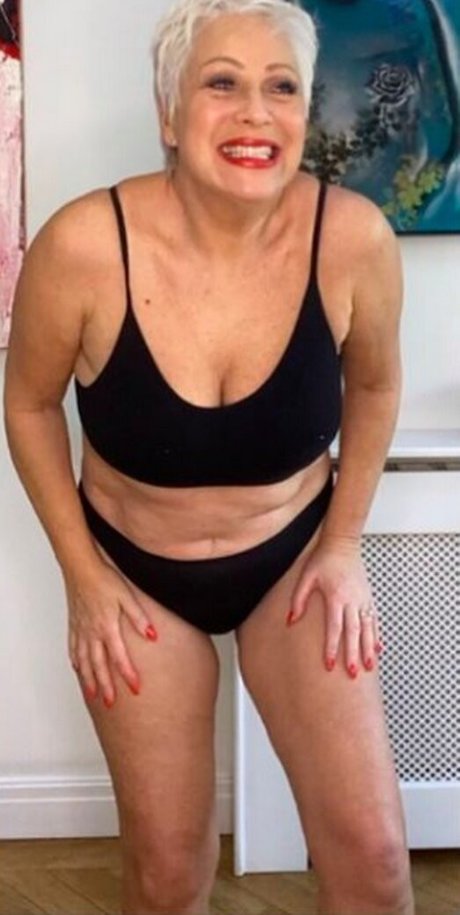 Denise Welch photo 4