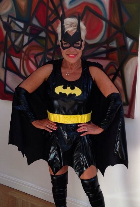 Denise Welch photo 16