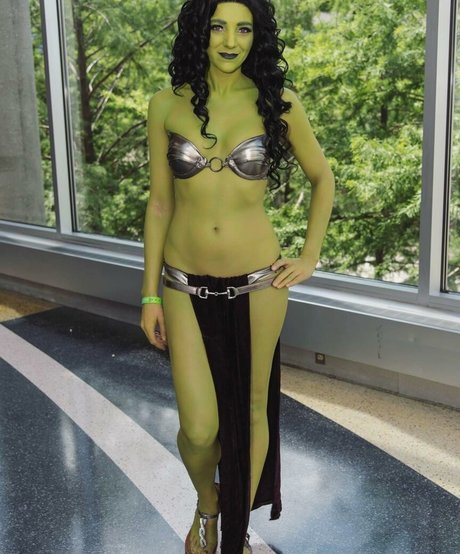 Desert Rose Cosplay photo 12