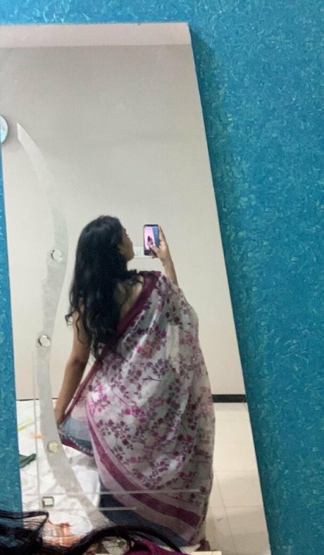 Desi Aurora photo 55