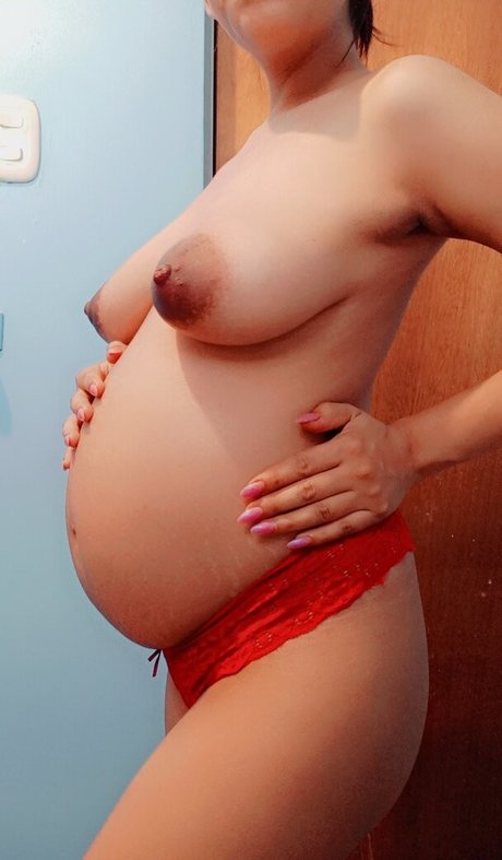 Desiree photo 4