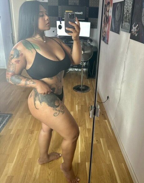 Desiree Deep photo 5