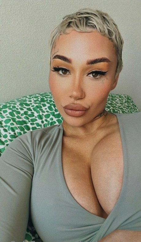 Destinicreams photo 4