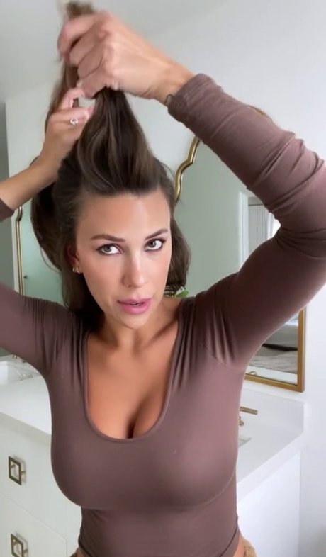 Devin Brugman photo 42