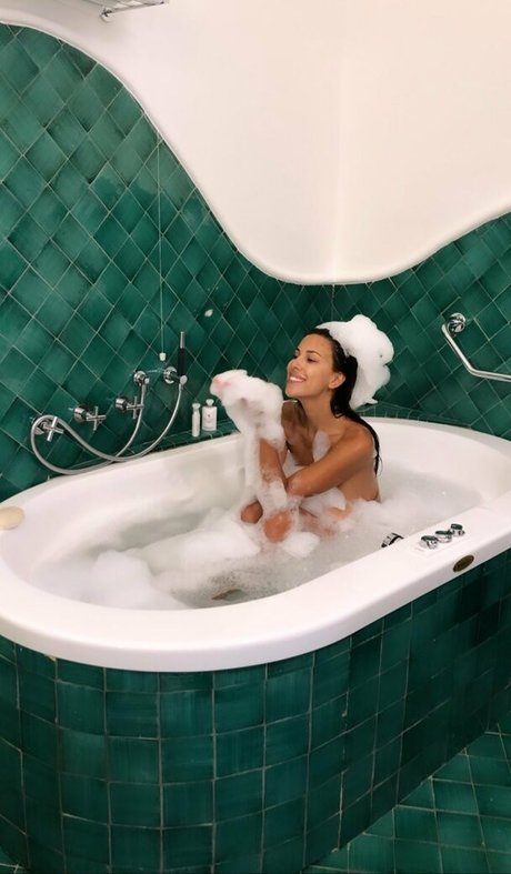 Devin Brugman photo 875