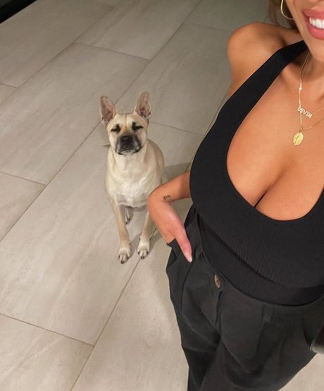 Devin Brugman photo 946