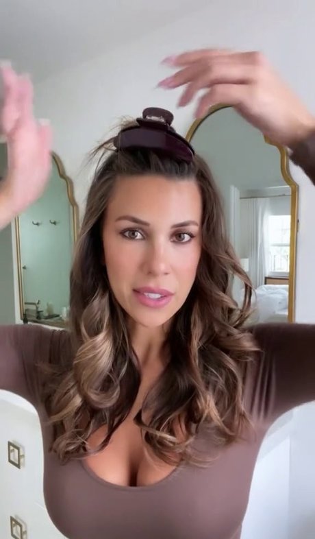 Devin Brugman photo 952