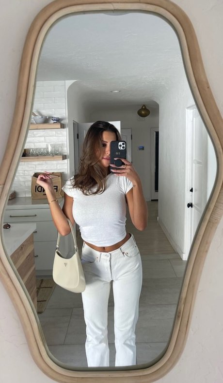 Devin Brugman photo 955