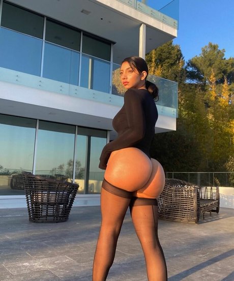 Deyana Mounira photo 11
