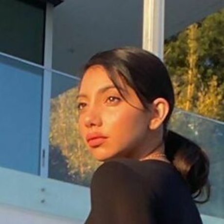 Deyana Mounira photo 17