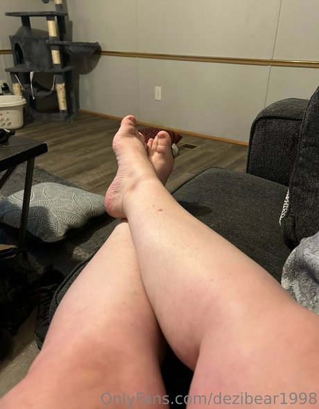 Dezibear1998 photo 16