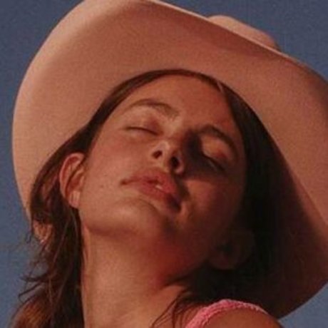 Diana Silvers photo 4