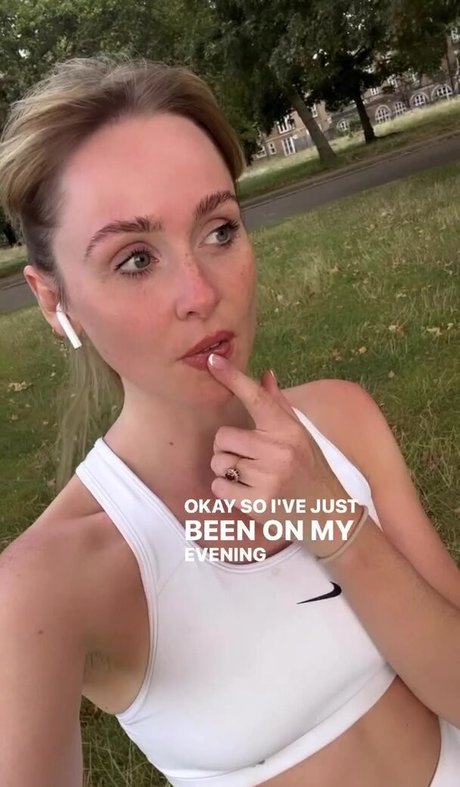 Diana Vickers photo 88