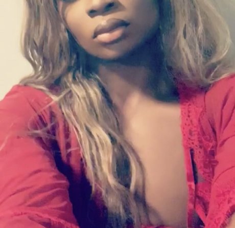 Dickbitch photo 3