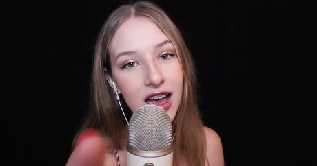 Diddly ASMR photo 105