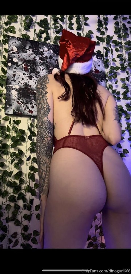 Dinogurl666 photo 10