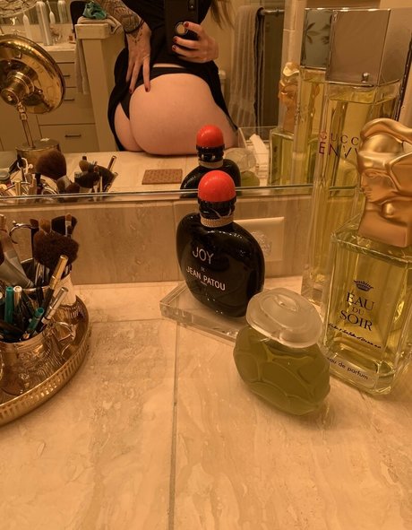 Dinogurl666 photo 95