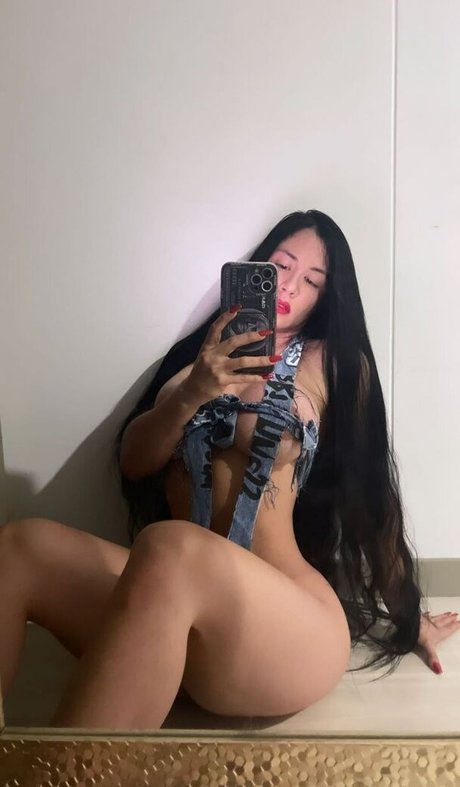 Diosa Canales photo 29