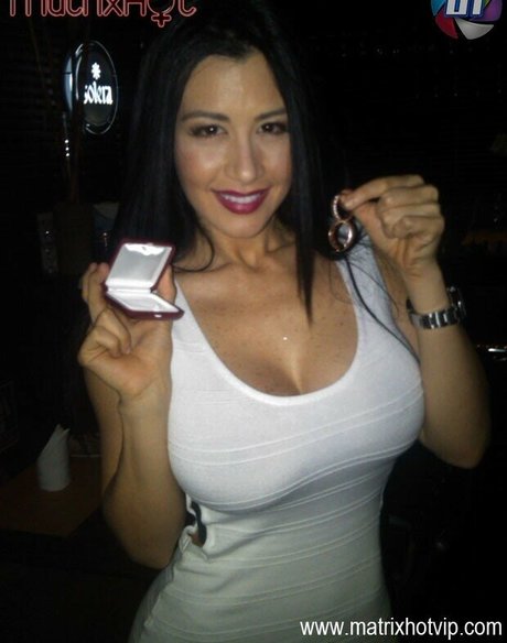 Diosa Canales photo 57