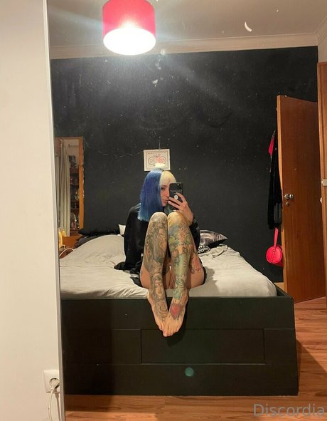 Discordiaghost photo 4