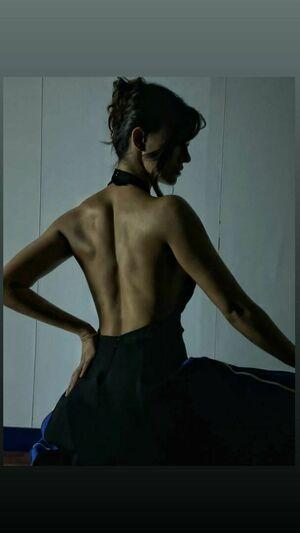 Disha Patani photo 37