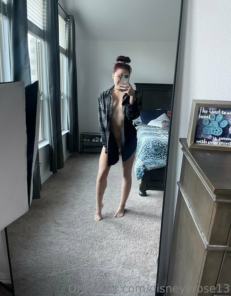 Disneyyrose13 photo 47