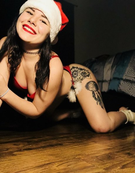 Disneyyrose13 photo 129