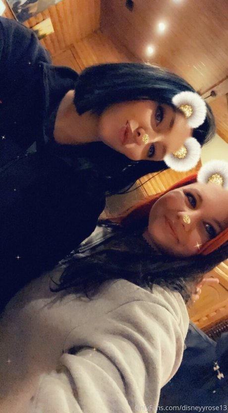 Disneyyrose13 photo 185