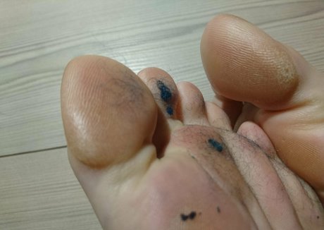 Ditteslegsandfeet photo 7